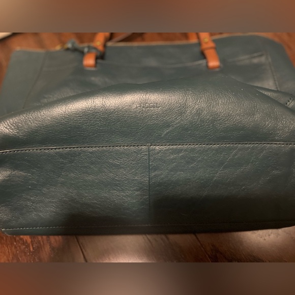 Fossil Rachel Tote Leather Handbag - Picture 8 of 8